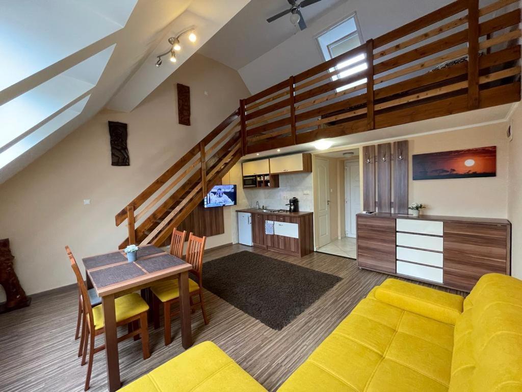 Gyulai Brill Apartman Экстерьер фото