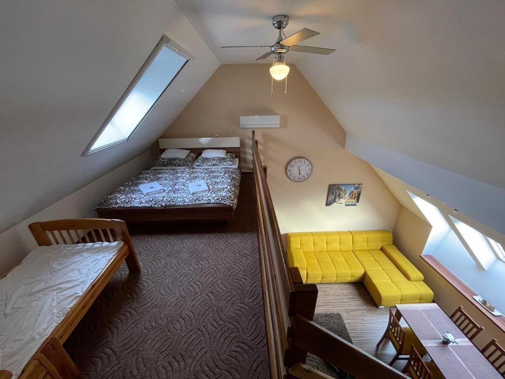 Gyulai Brill Apartman Экстерьер фото