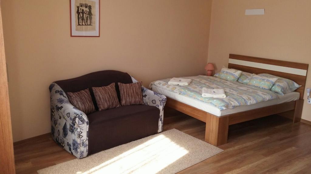 Gyulai Brill Apartman Экстерьер фото