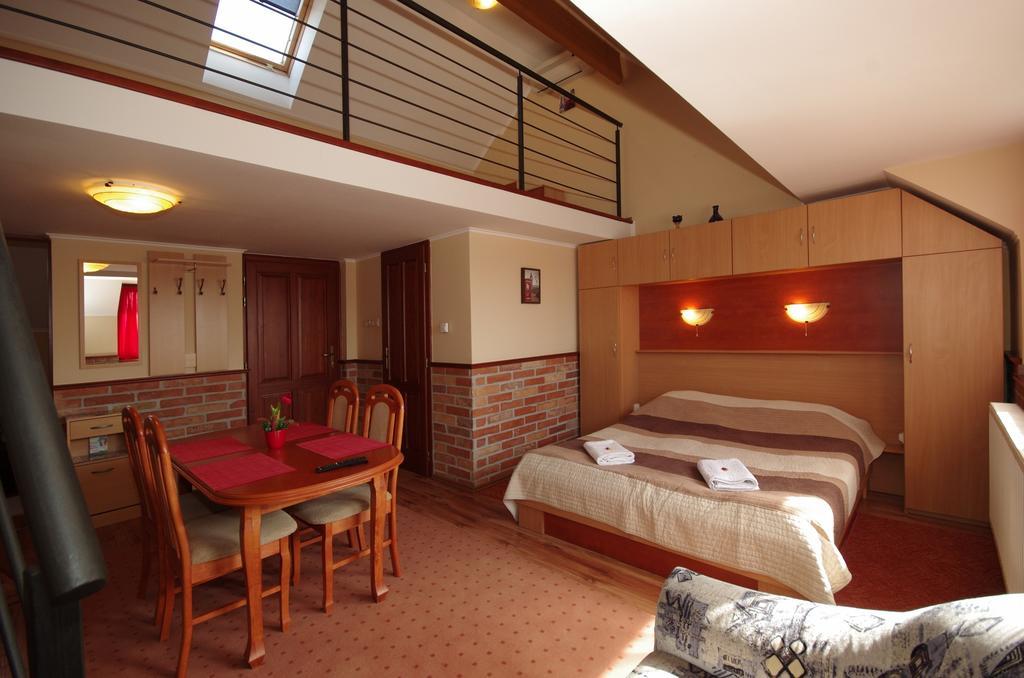 Gyulai Brill Apartman Экстерьер фото