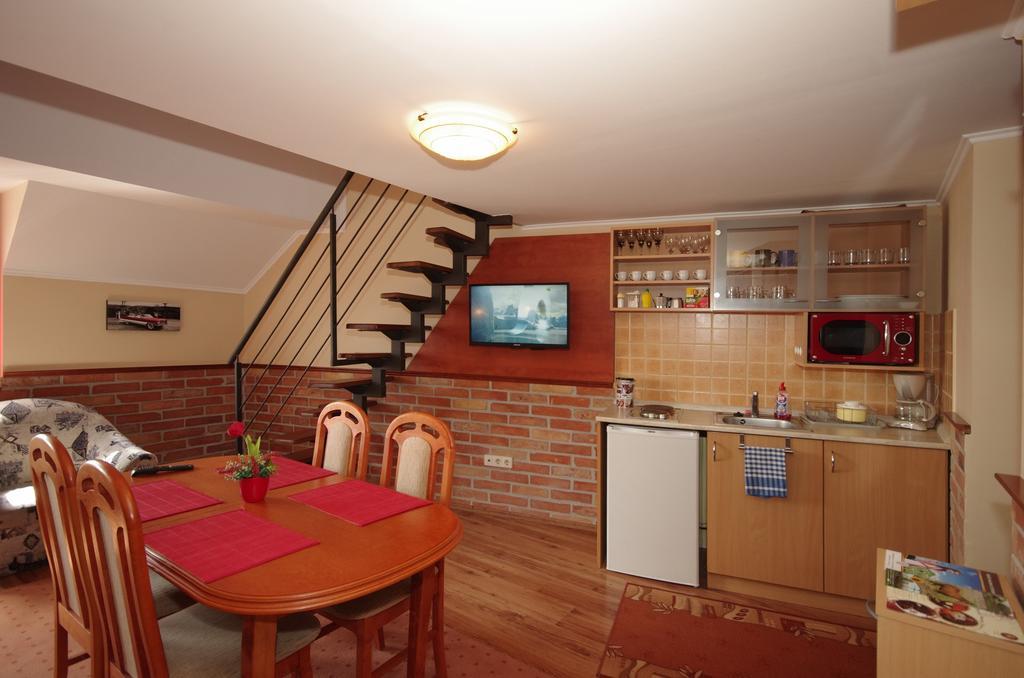 Gyulai Brill Apartman Экстерьер фото