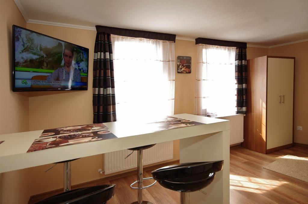Gyulai Brill Apartman Экстерьер фото